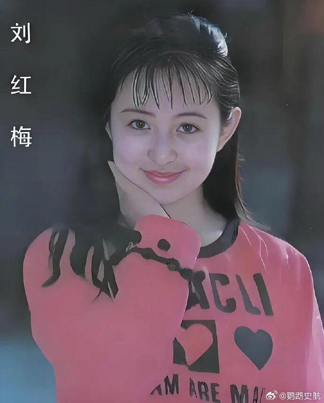 沦为全球最短命舰载机！歼