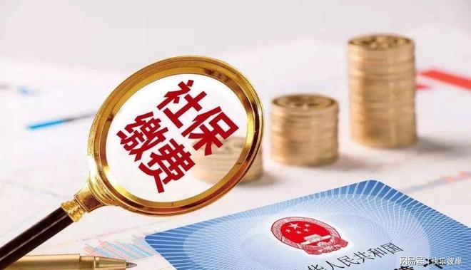 俄罗斯真被打疼了,圣彼得堡被炸得一片通红,俄罗斯高官称,俄罗斯应该把数据中心建在深达300米的废弃煤矿中!