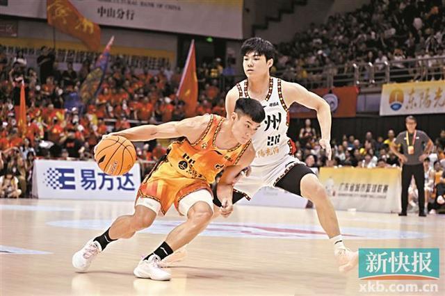 季后赛唯一击败尼克斯!老鹰一轮游仍多年合同 提前续约斯奈德
