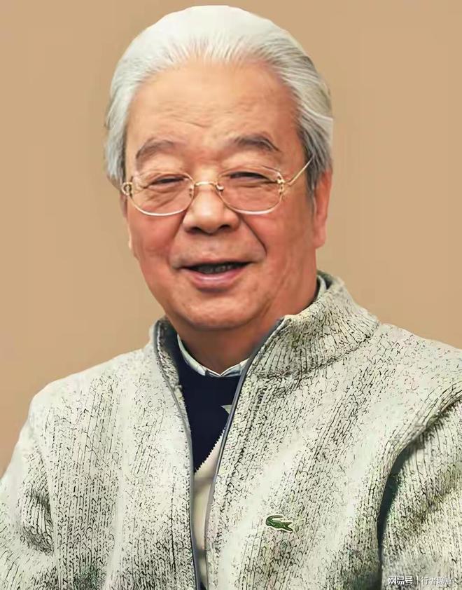 火箭总经理斯通:杜兰特现在很开心 他下赛季与队友会更了解彼此