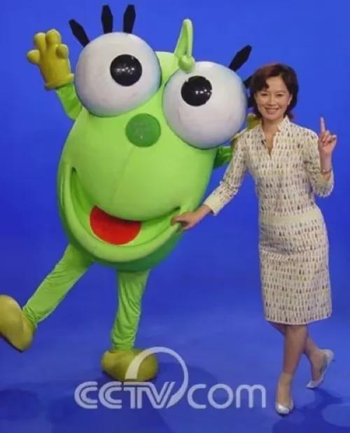田震：因病不能生育提离婚，丈夫一句话让她泪崩，今60岁重返舞台