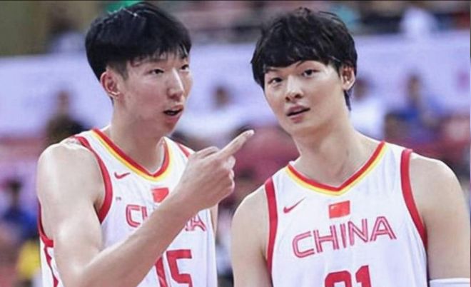 3老将+2选秀权换莫兰特?模拟交易出炉:火箭组4巨头,首发太豪华