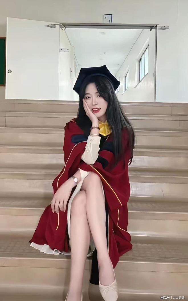 沃齐尼亚：我25岁才踢职业，曾想退出国家队但因梦想而坚持